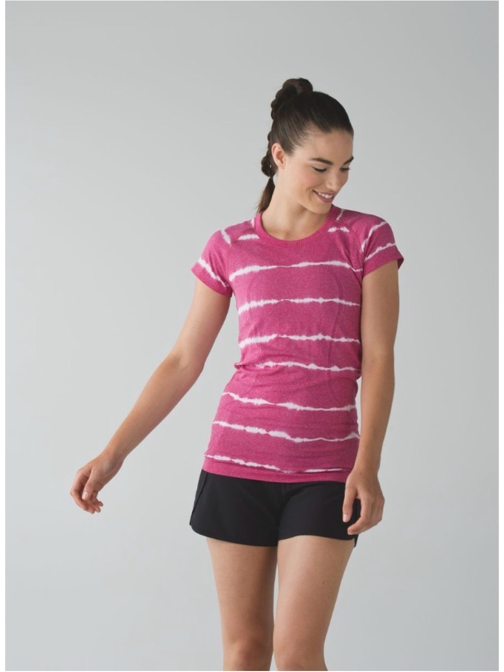 Lululemon Swiftly Tech Short Sleeve Crew Cranberry 8
